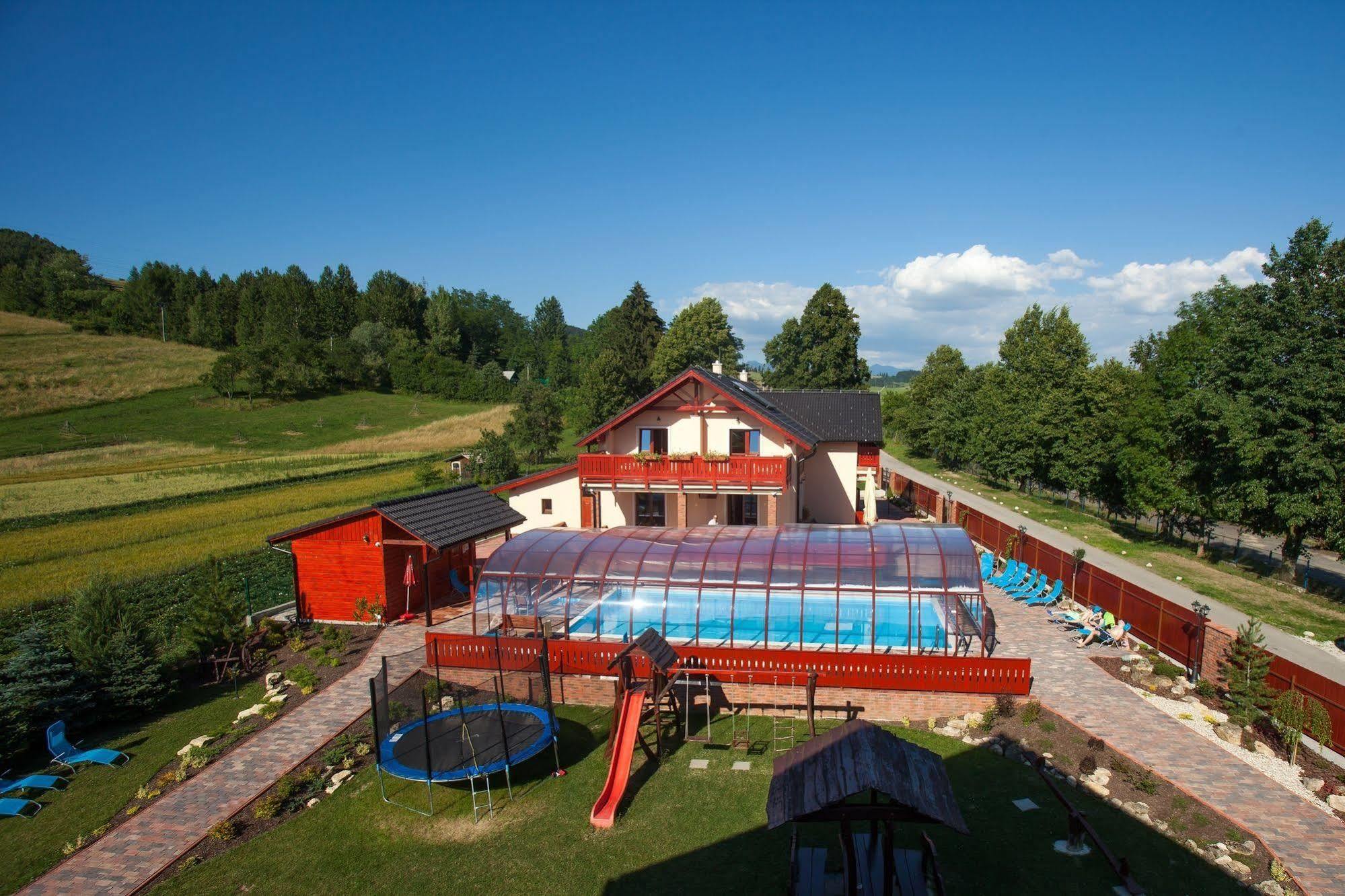 Penzion Motyl Liptovska Tepla Exterior photo